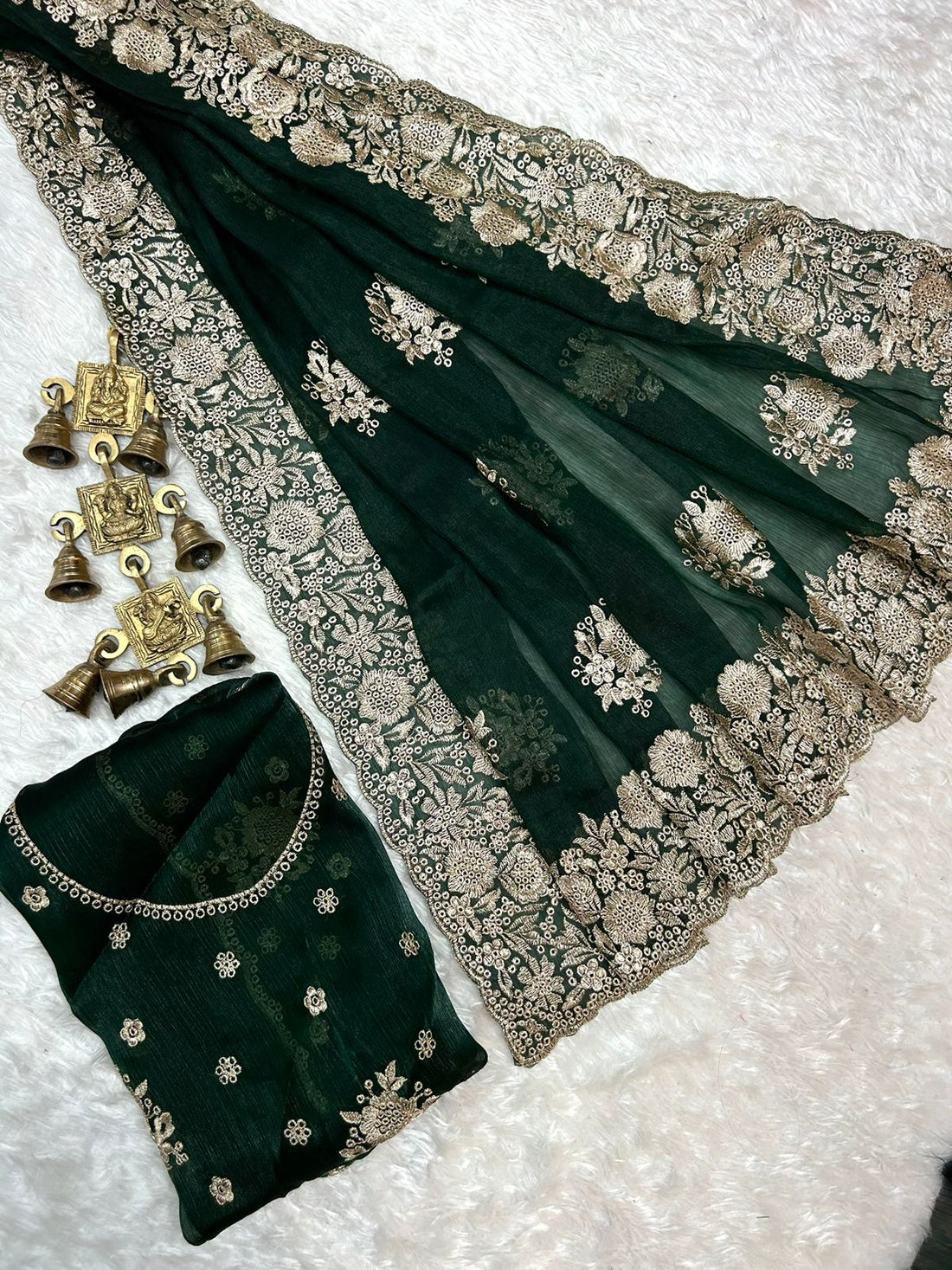 VT1109Ex Primium Burburry Silk With Zari Thread Work And Cutwork