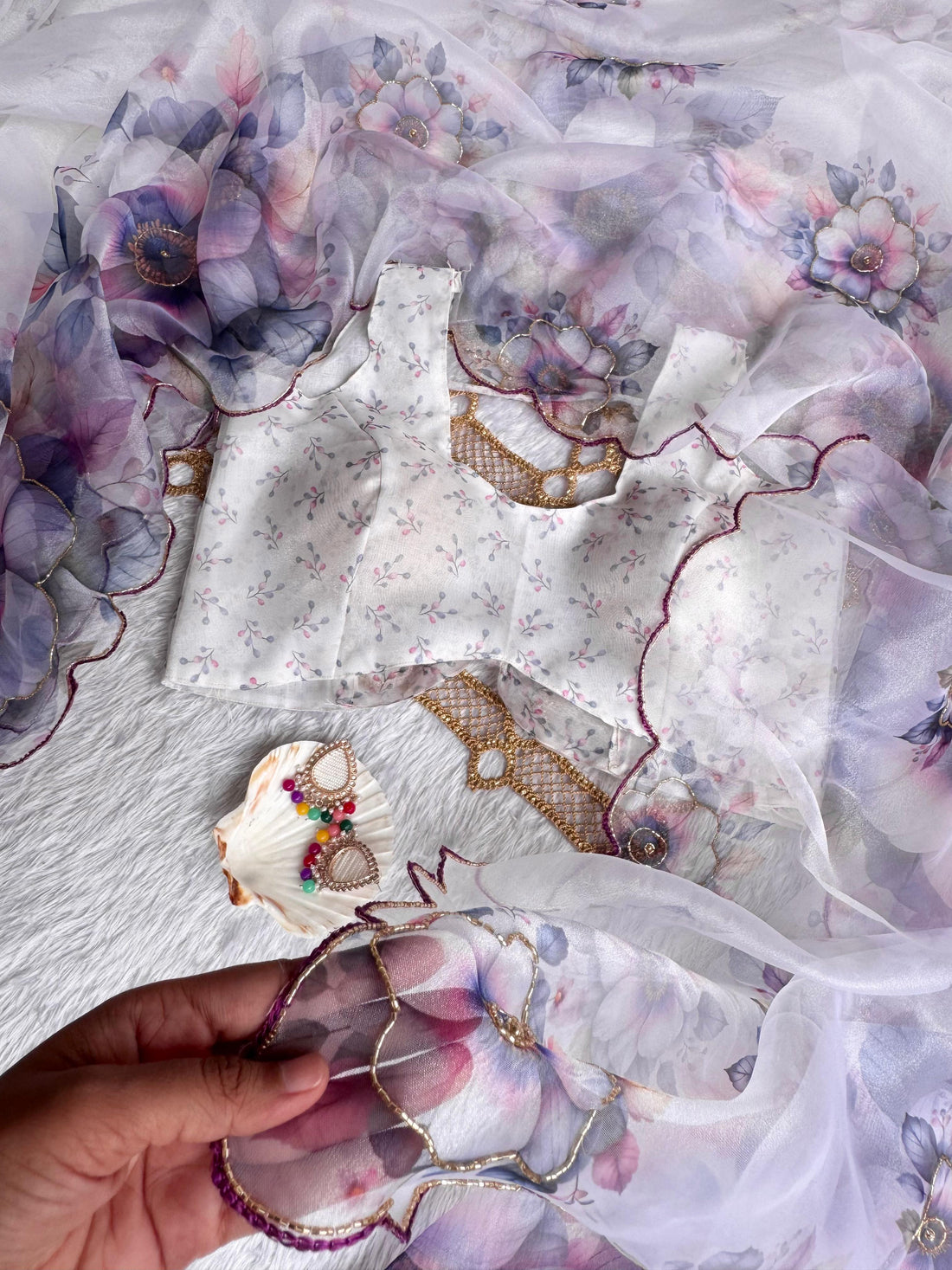 Organza Tissue With Digital Print And handwork And Arco Border VT1118